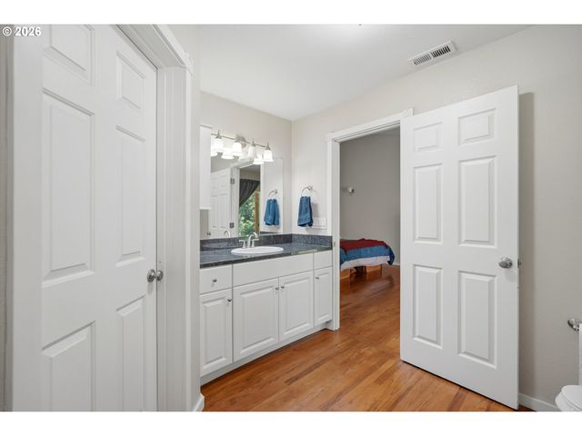 3514 CROOKED FINGER Rd, Scotts Mills, OR 97375