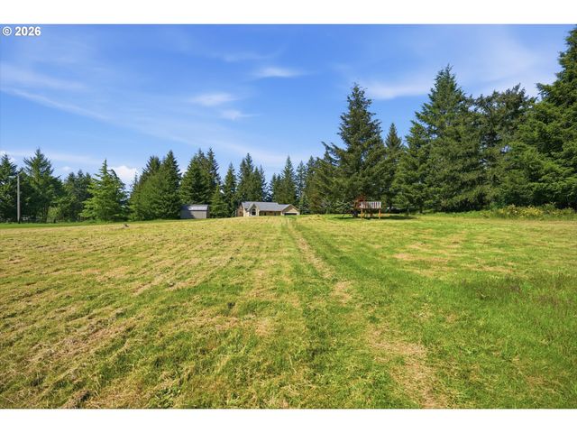 3514 CROOKED FINGER Rd, Scotts Mills, OR 97375