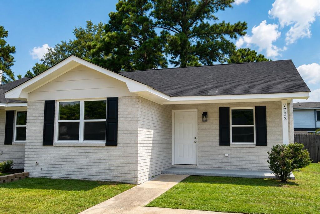 7753 Corley Drive, North Charleston, SC 29418