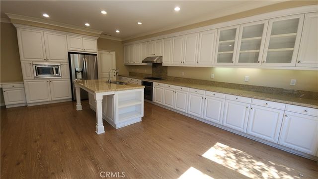 32 Loquat, Irvine, CA 92618