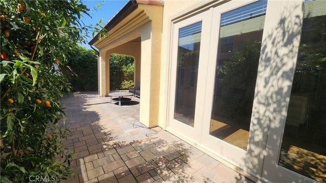 32 Loquat, Irvine, CA 92618