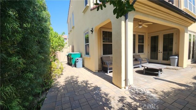 32 Loquat, Irvine, CA 92618