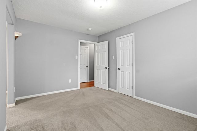 2818 Frostwood Circle, Dickinson, TX 77539