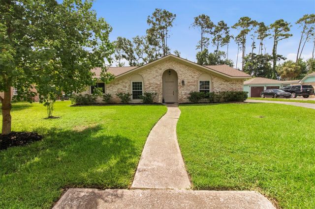 2818 Frostwood Circle, Dickinson, TX 77539
