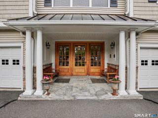 49 Jo Al Court 49, Newtown, CT 06470