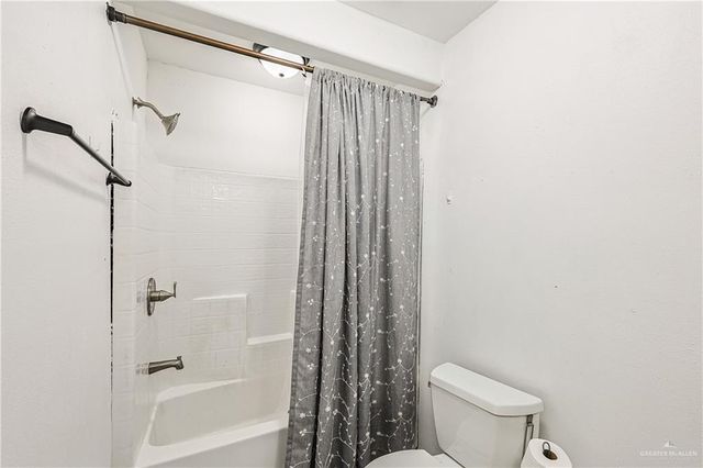 10201 N Mile 4 W, Weslaco, TX 78599