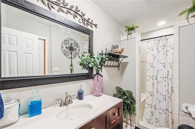 10201 N Mile 4 W, Weslaco, TX 78599