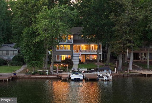 614 CORNWALLIS AVE, Locust Grove, VA 22508