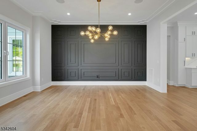 18 Lincoln Ave, Florham Park Boro, NJ 07932
