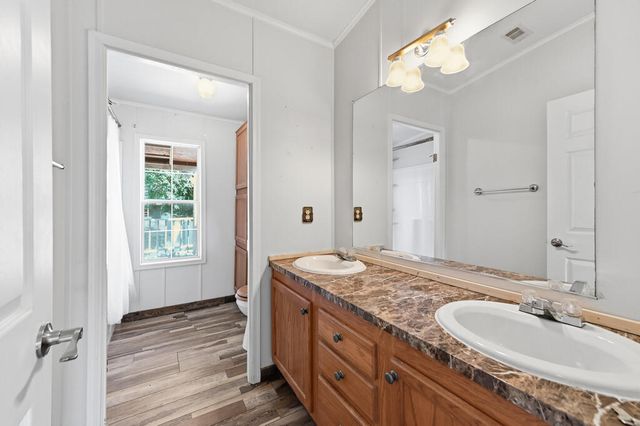357 Dallas Street, Bandera, TX 78003