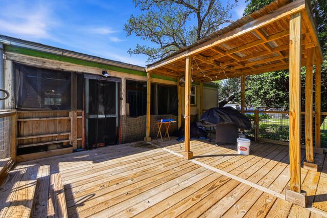 357 Dallas Street, Bandera, TX 78003