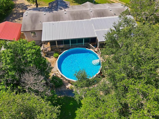 357 Dallas Street, Bandera, TX 78003
