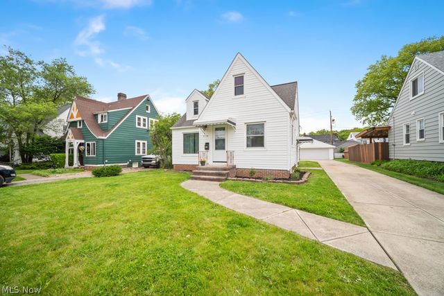9158 Snow Road, Parma, OH 44130