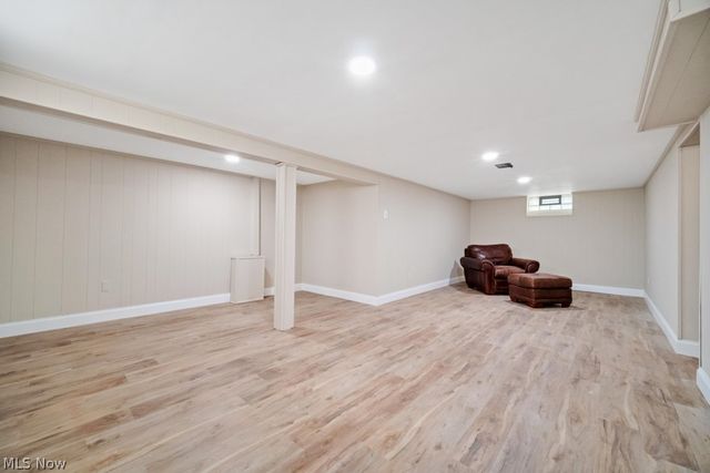9158 Snow Road, Parma, OH 44130