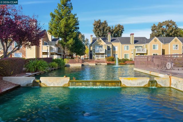 210 Reflections Dr 14, San Ramon, CA 94583