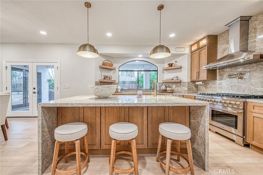 Image 31 of property listing at 9381 N Woodmont Drive, Fresno, CA 93720