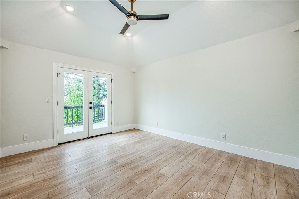 Image 48 of property listing at 9381 N Woodmont Drive, Fresno, CA 93720