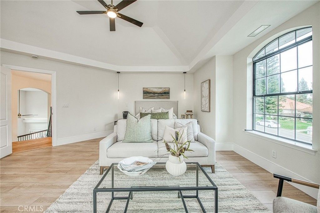 Image 58 of property listing at 9381 N Woodmont Drive, Fresno, CA 93720