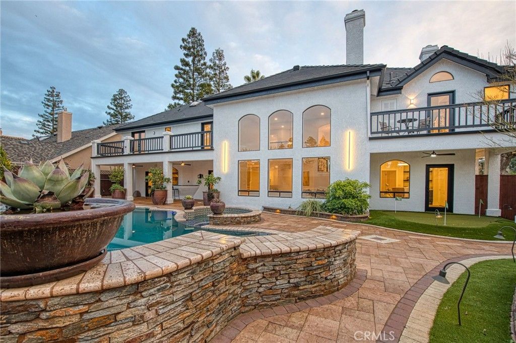 Image 70 of property listing at 9381 N Woodmont Drive, Fresno, CA 93720