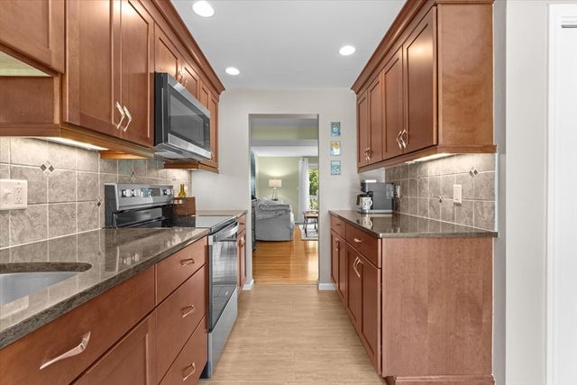 1205 Sheffield Way 1205, Saugus, MA 01906