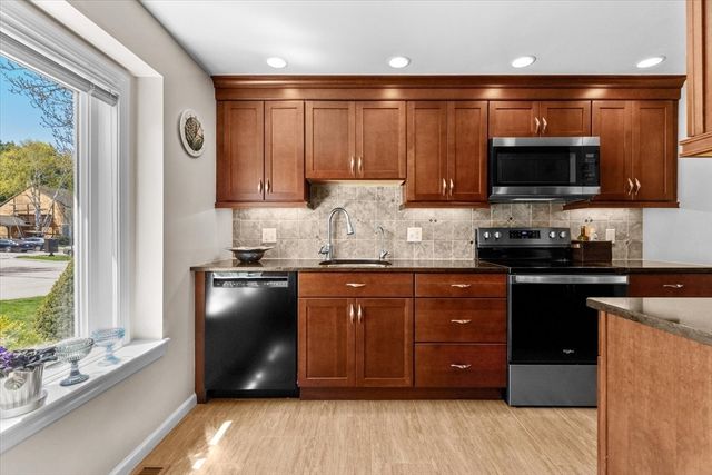 1205 Sheffield Way 1205, Saugus, MA 01906