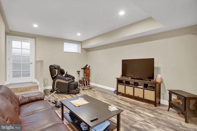 1707 YARDLEY RD, Yardley, PA 19067