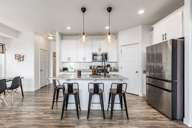 684 E 330 N, Vineyard, UT 84059