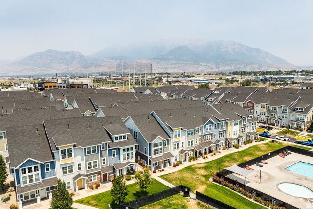 684 E 330 N, Vineyard, UT 84059
