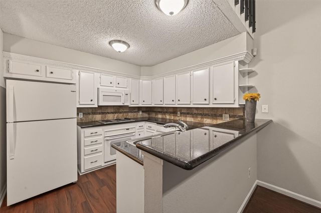 2510 Grants Lake Boulevard 36, Sugar Land, TX 77479