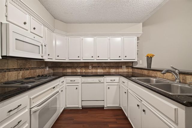 2510 Grants Lake Boulevard 36, Sugar Land, TX 77479