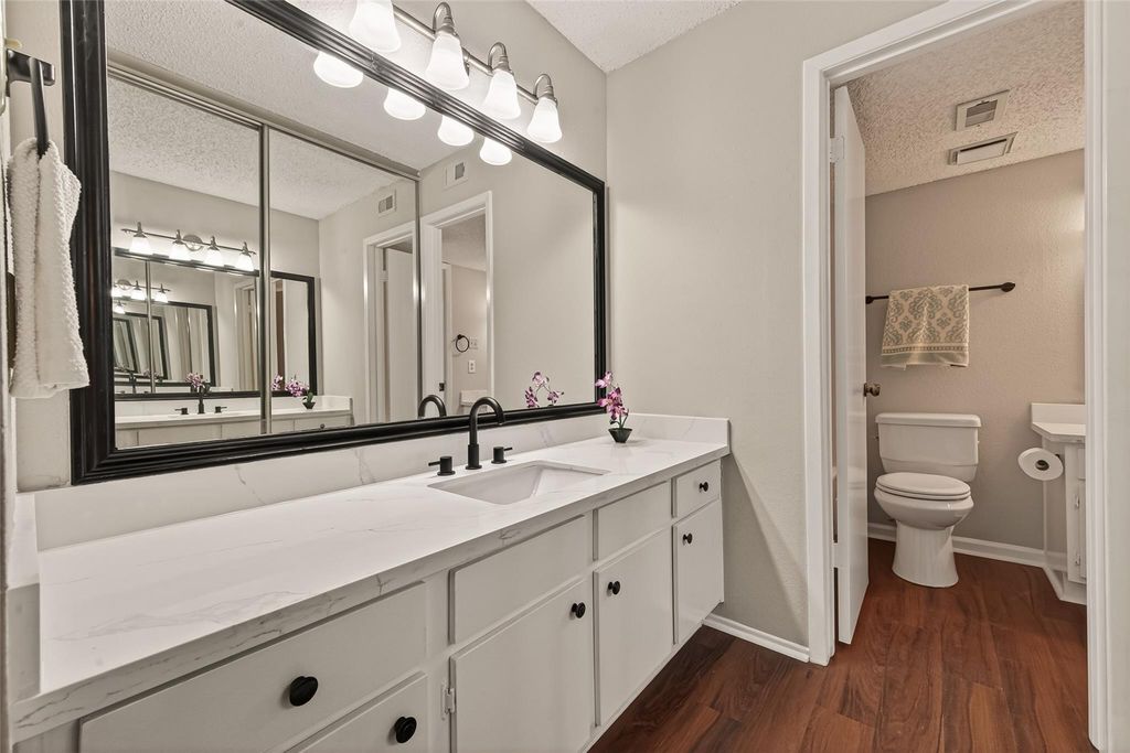 2510 Grants Lake Boulevard 36, Sugar Land, TX 77479