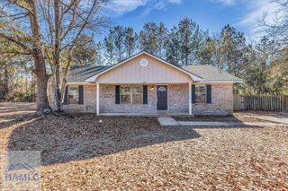 166 W Kenny Drive, Hinesville, GA 31313