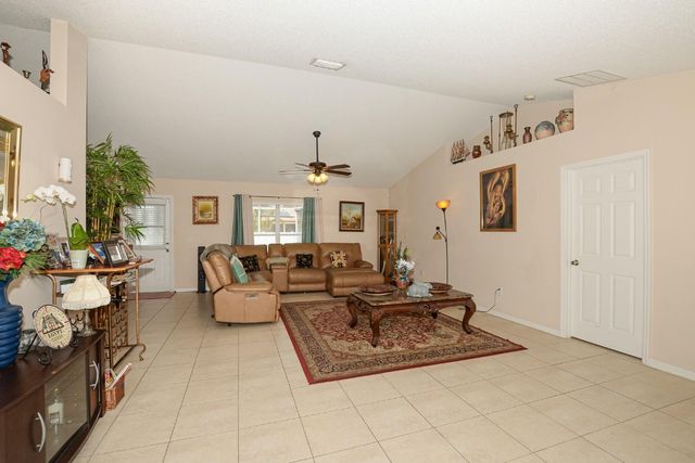 117 NE Jettie Terrace, Port St. Lucie, Port St Lucie, FL 34983