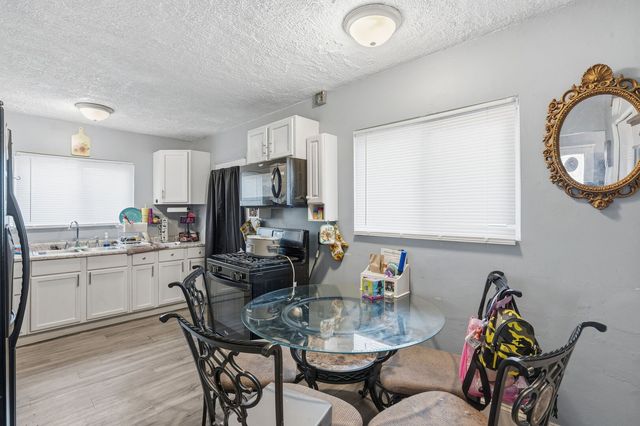 3852 Marquette Street, Davenport, IA 52806