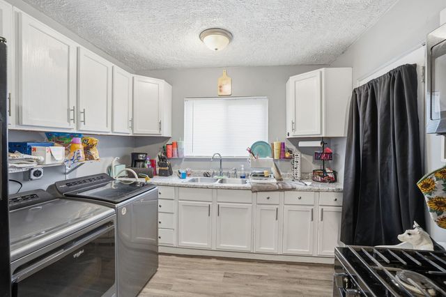 3852 Marquette Street, Davenport, IA 52806