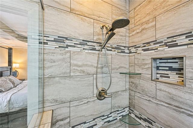 105 Meadowcrest Court, Clemmons, NC 27012