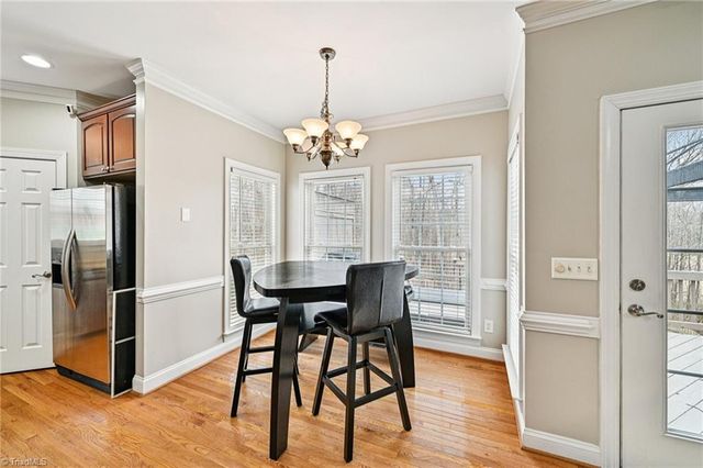 105 Meadowcrest Court, Clemmons, NC 27012