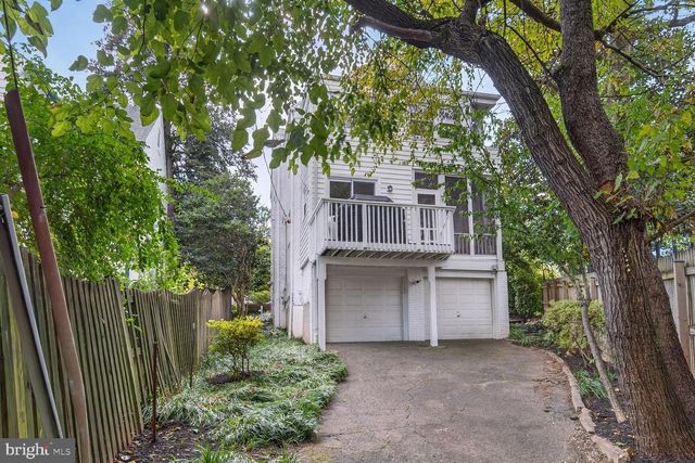 1013 26TH ST S, Arlington, VA 22202