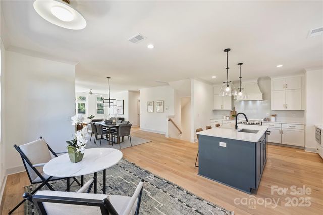 1724 Belvedere Avenue, Charlotte, NC 28205