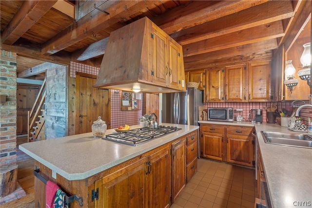 2776 Falls Road, Marcellus, NY 13108