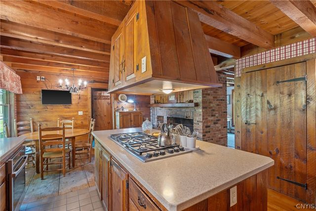 2776 Falls Road, Marcellus, NY 13108