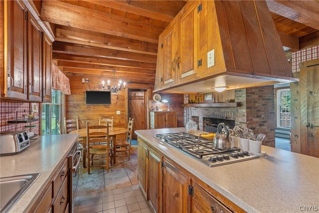 2776 Falls Road, Marcellus, NY 13108