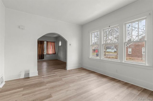 3964 Lenox Street, Detroit, MI 48215