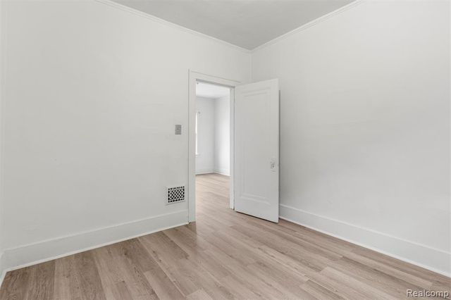 3964 Lenox Street, Detroit, MI 48215