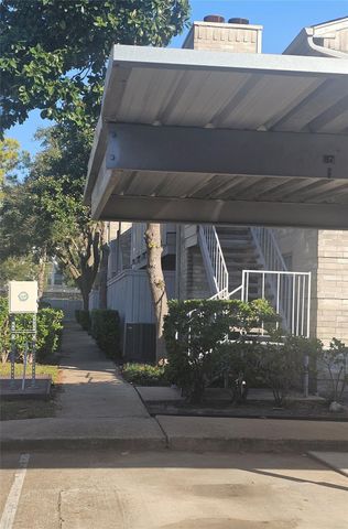 10689 Braes Bend Drive, Houston, TX 77071