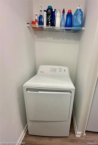 14301 Pinehurst Lane, Grand Blanc Charter Township, MI 48439