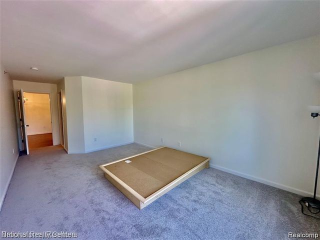 14301 Pinehurst Lane, Grand Blanc Charter Township, MI 48439