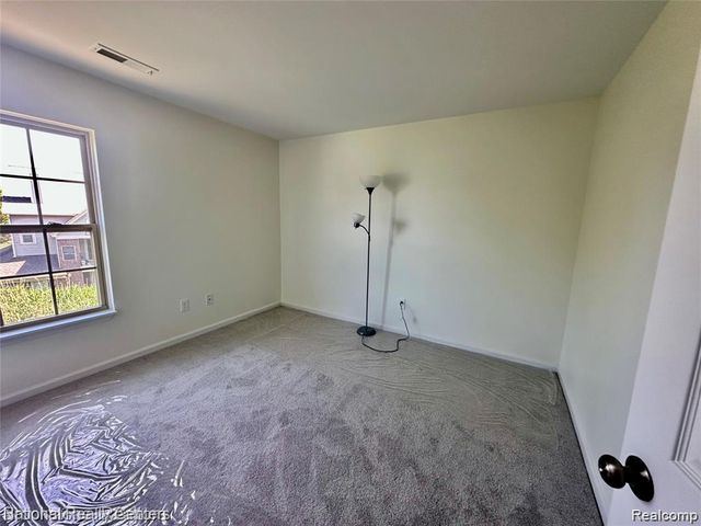 14301 Pinehurst Lane, Grand Blanc Charter Township, MI 48439