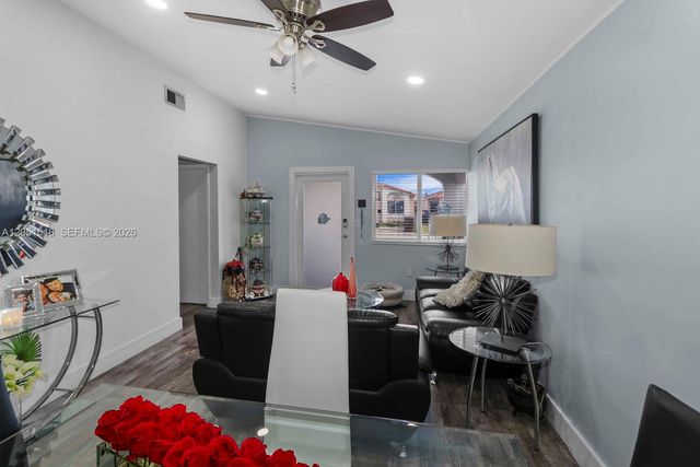 2884 W 75th Street, Hialeah, FL 33018