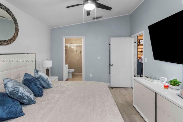 2884 W 75th Street, Hialeah, FL 33018